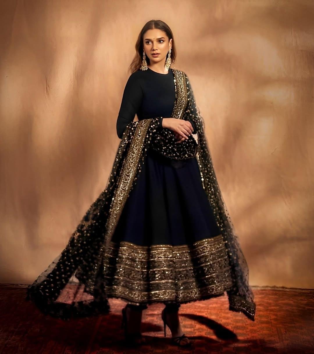 Aditi Rao Black Embroidered Gown With Dupatta