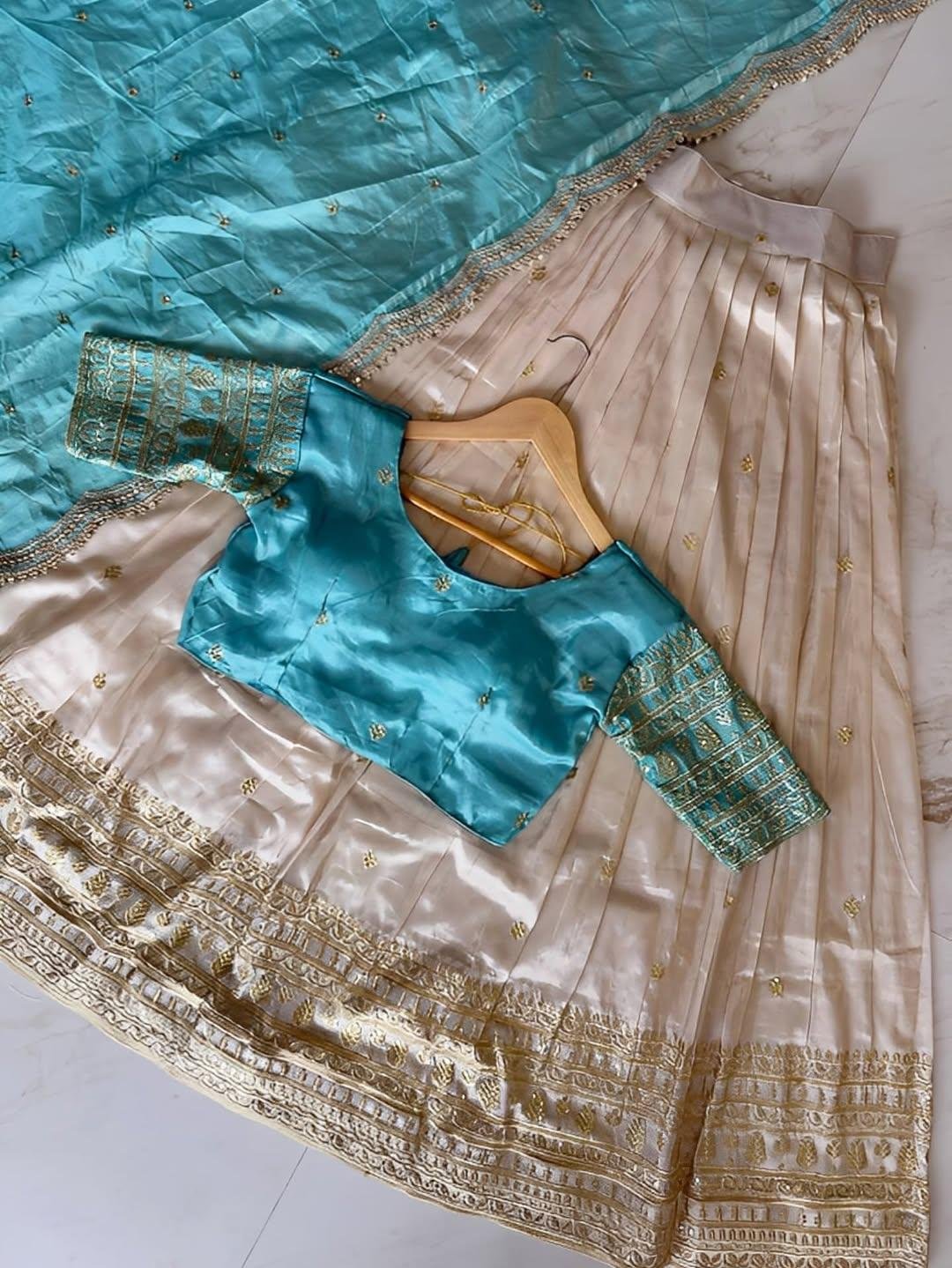 Onam Special Shimmer Tissue Silk Half Saree