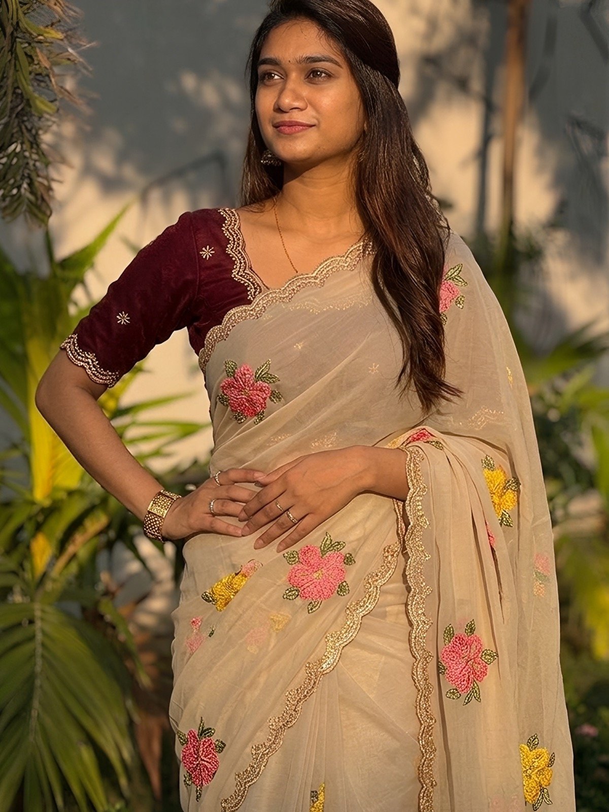 Flower Floral saree with Blouse - Huge Offer🍁