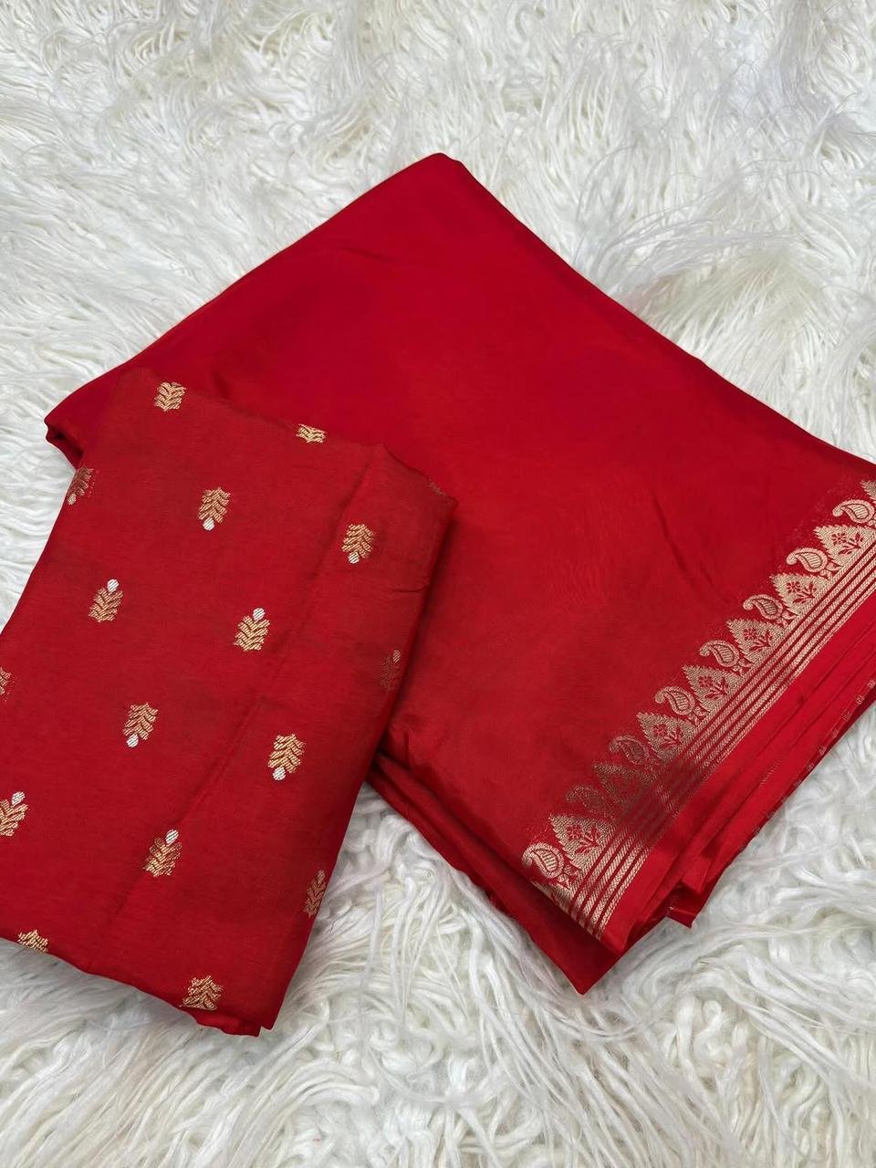 Chex viscose Georgette saree - Beautiful colors