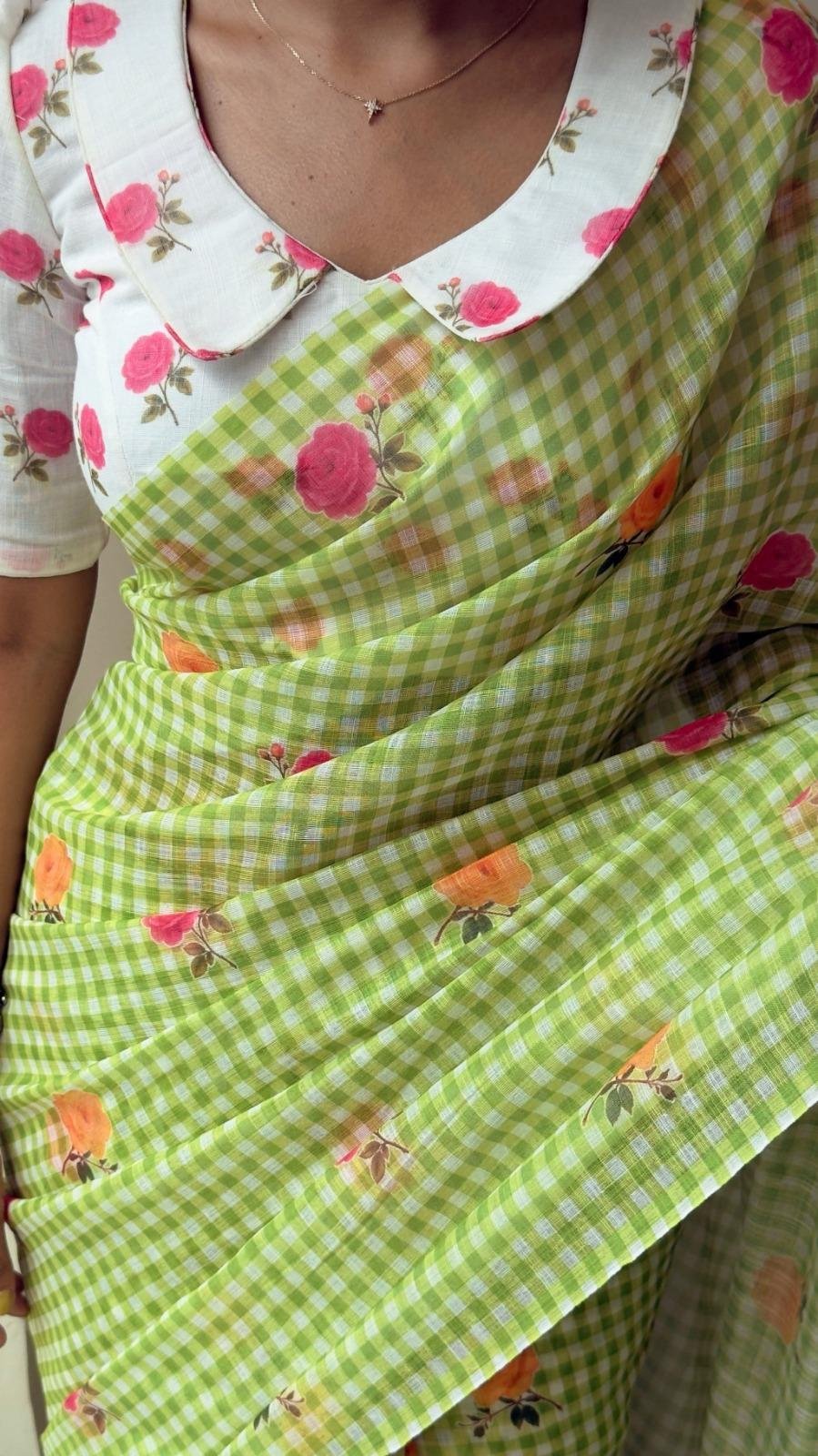 Checks Printed Saree with Floral blouse piece