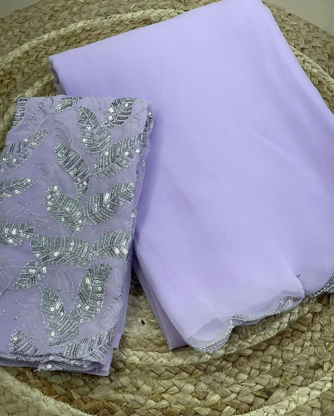Offer Alert - Georgette Saree with Blouse piece