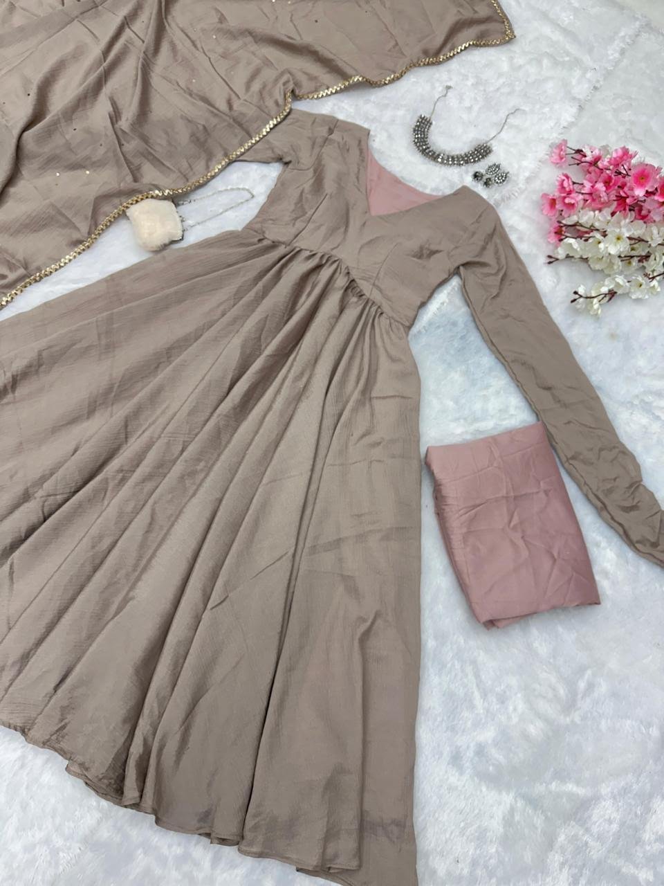 NIRA - Exclusive Discount on Kurta set