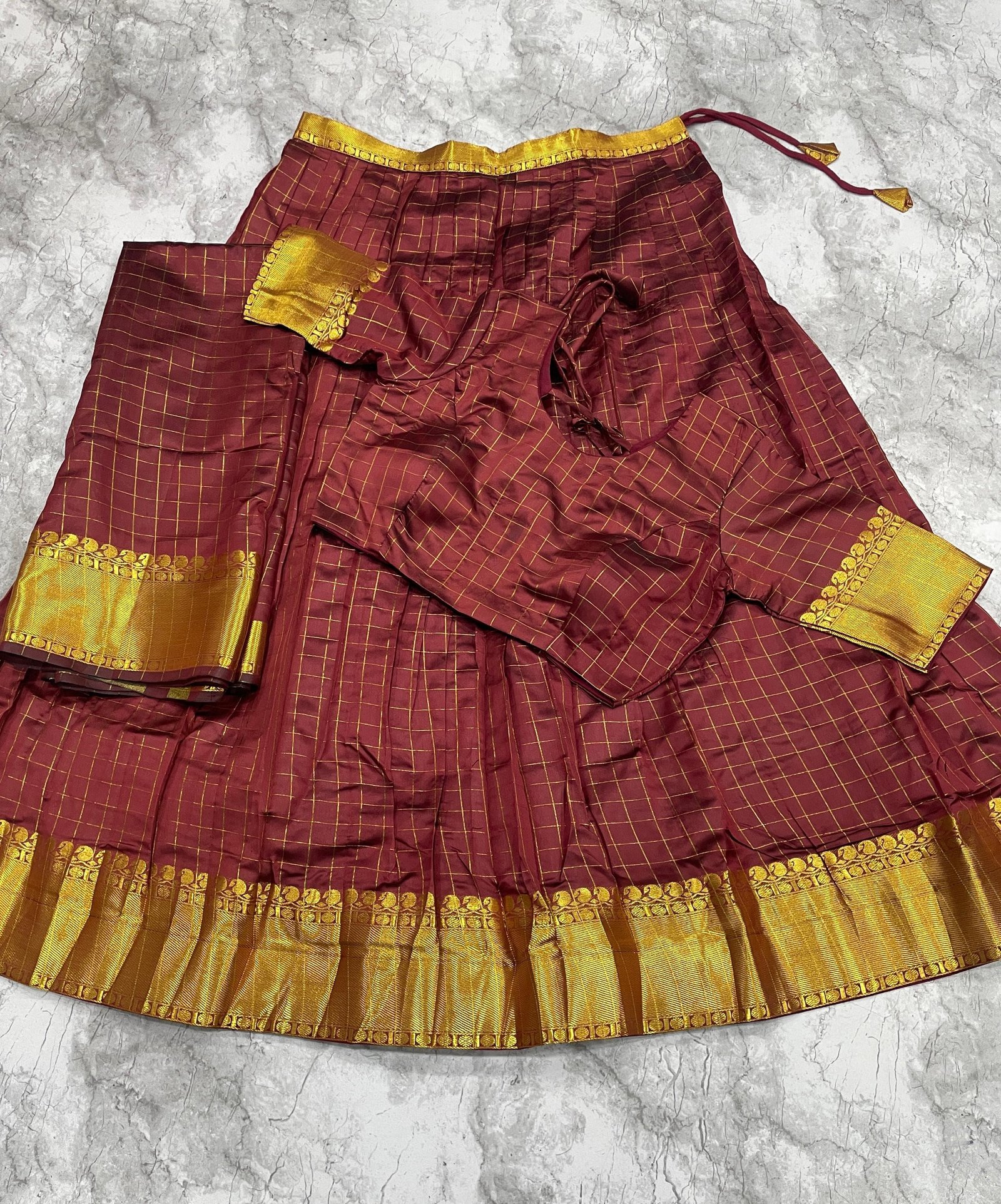 KANIKA - Readymade Checks Halfsaree